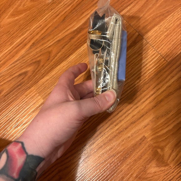 Swarovski Gold and Pink Crystal Earrings - Picture 3 of 5